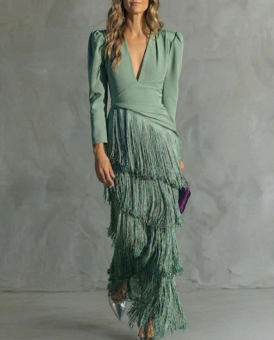 Clara™ · Vestido elegante con mangas de flecos