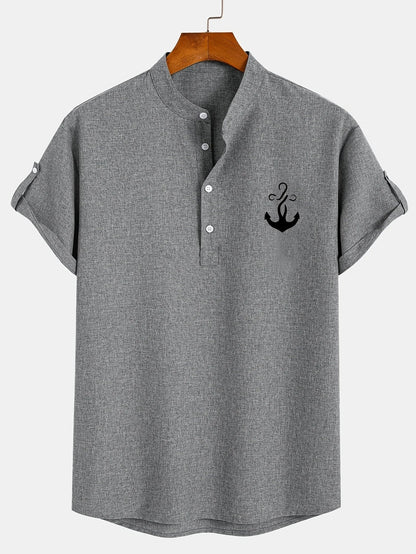 Leo™ | Elegante camisa de manga corta con cuello alto