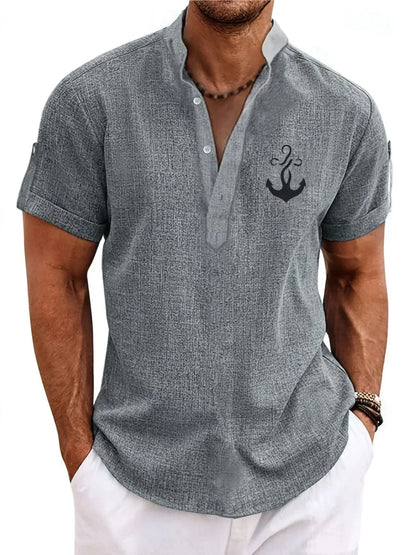 Leo™ | Elegante camisa de manga corta con cuello alto