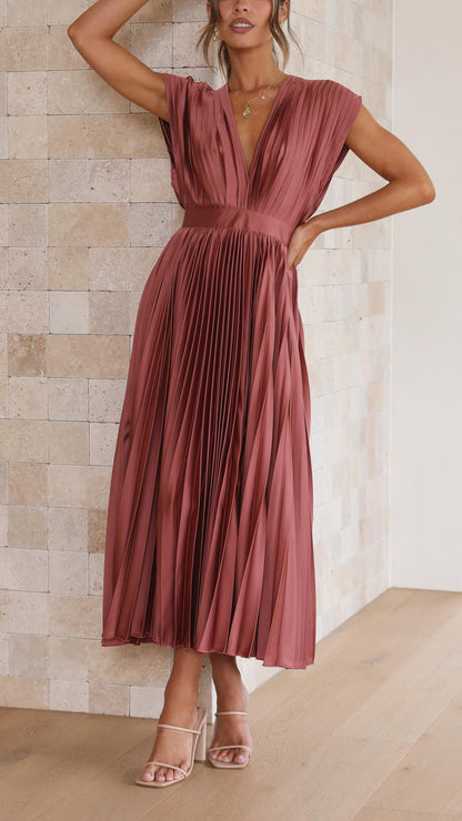 Isla – Vestido Elegante Plisado
